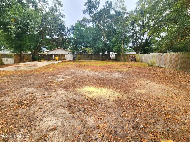 $264,000 | 1635 Hollywood Boulevard, Biloxi, MS 39531