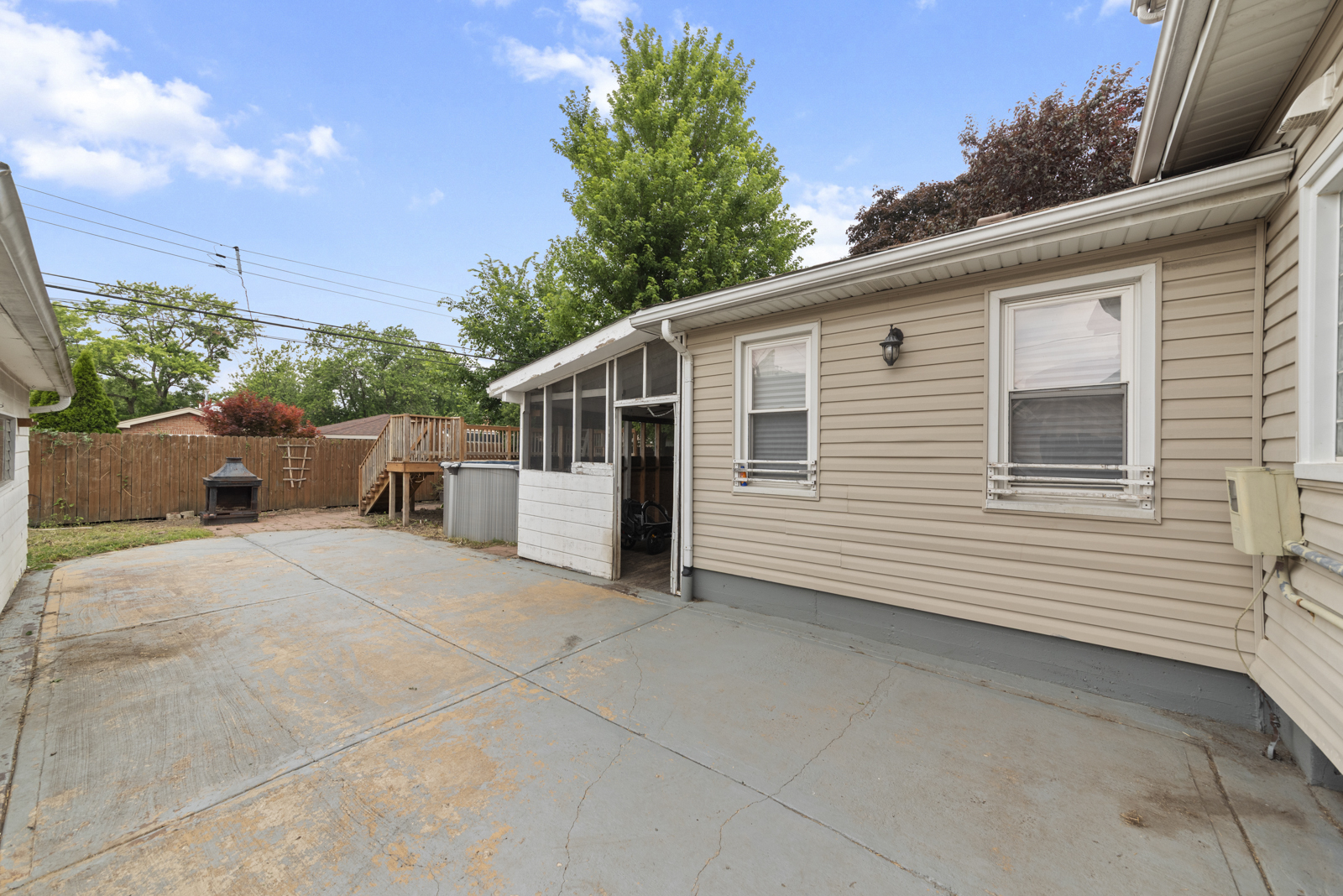 11030 Austin Avenue Chicago Ridge, IL 60415 - Photo 3 of 17 a view of a house with a backyard