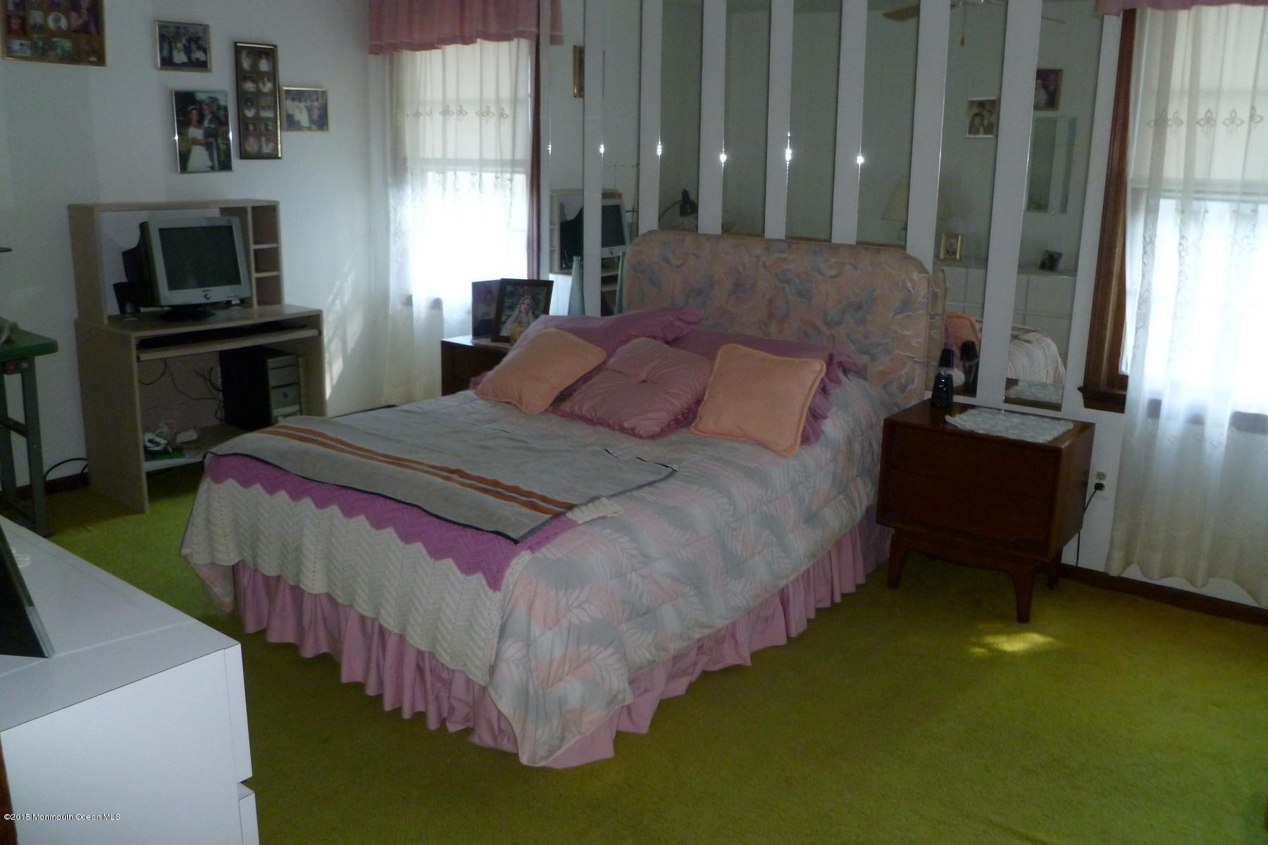 50 White Road Shrewsbury, NJ 07702 - Photo 7 of 16 Image00015