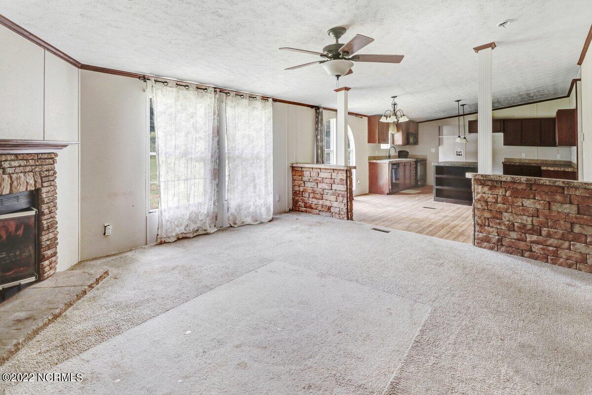 827 Spring Creek Road Aurora, NC 27806 - Photo 15 of 29 827 Spring Creek Rd-22