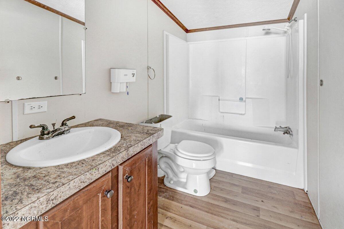 827 Spring Creek Road Aurora, NC 27806 - Photo 22 of 29 827 Spring Creek Rd-30