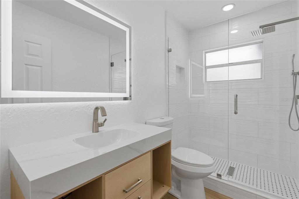 305 Glen Oak Road Venice, FL 34293 - Photo 16 of 25