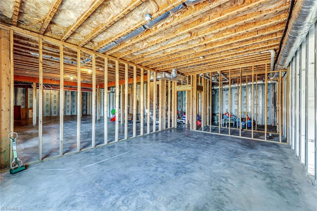 1042 Heron Ridge Road Winston-Salem, NC 27106 - Photo 37 of 47 Gallery Image 37