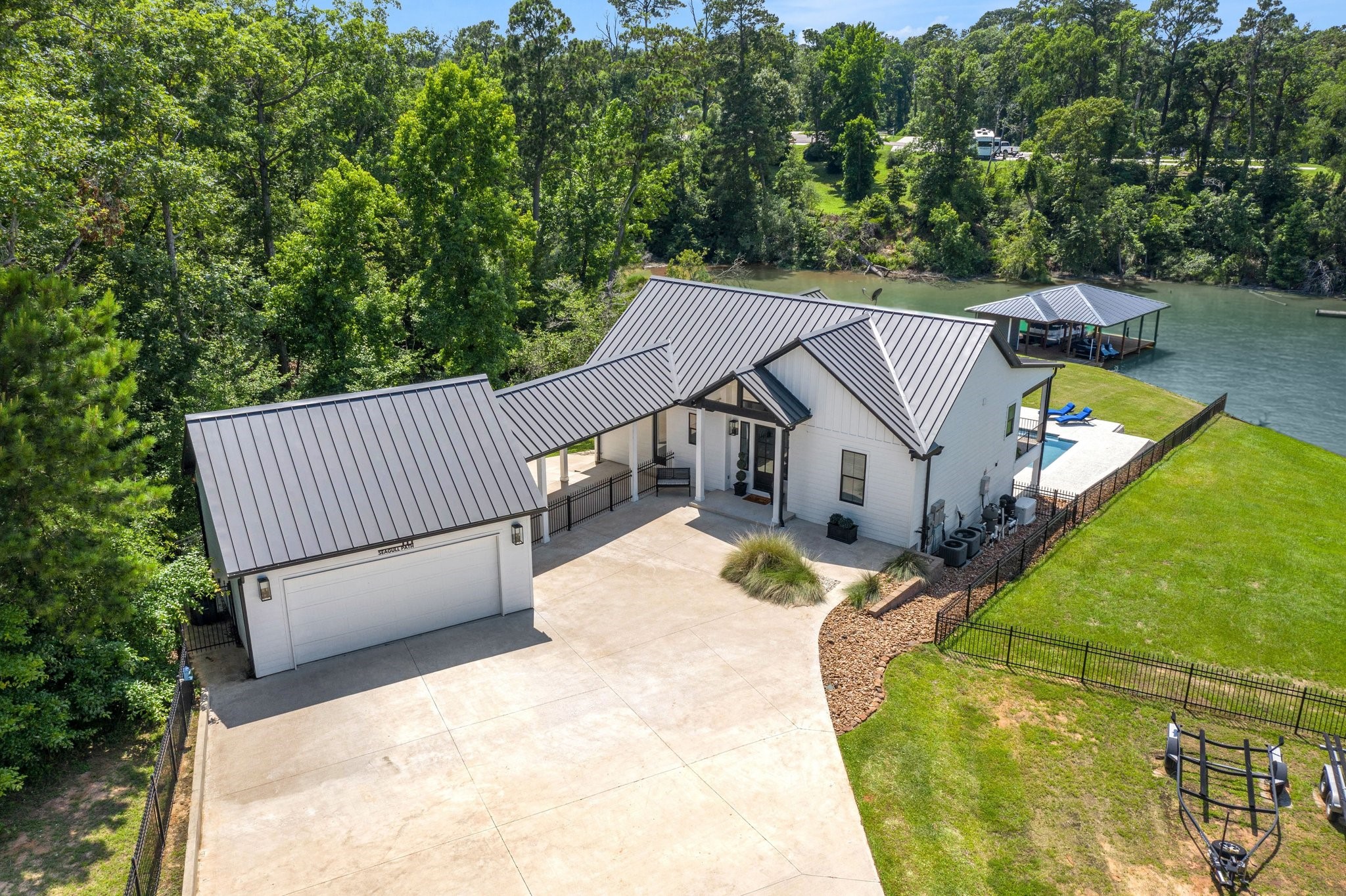 111 Seagull Path Point Blank, TX 77364 - Photo 1 of 50 This drop dead gorgeous home sits on almost half an acre.