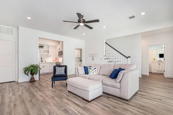 $1,325,000 | 111 Seagull Path, Point Blank, TX 77364