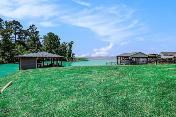 $1,325,000 | 111 Seagull Path, Point Blank, TX 77364