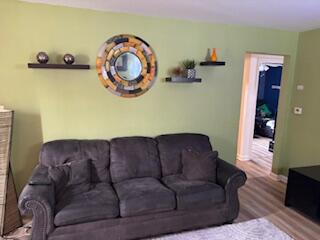 3745 North 58th Boulevard Milwaukee, WI 53216 - Photo 16 of 17 LIVING RM