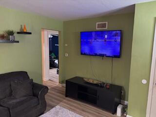 3745 North 58th Boulevard Milwaukee, WI 53216 - Photo 17 of 17 LIVING RM