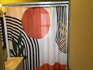 3745 North 58th Boulevard Milwaukee, WI 53216 - Photo 8 of 17 BATH