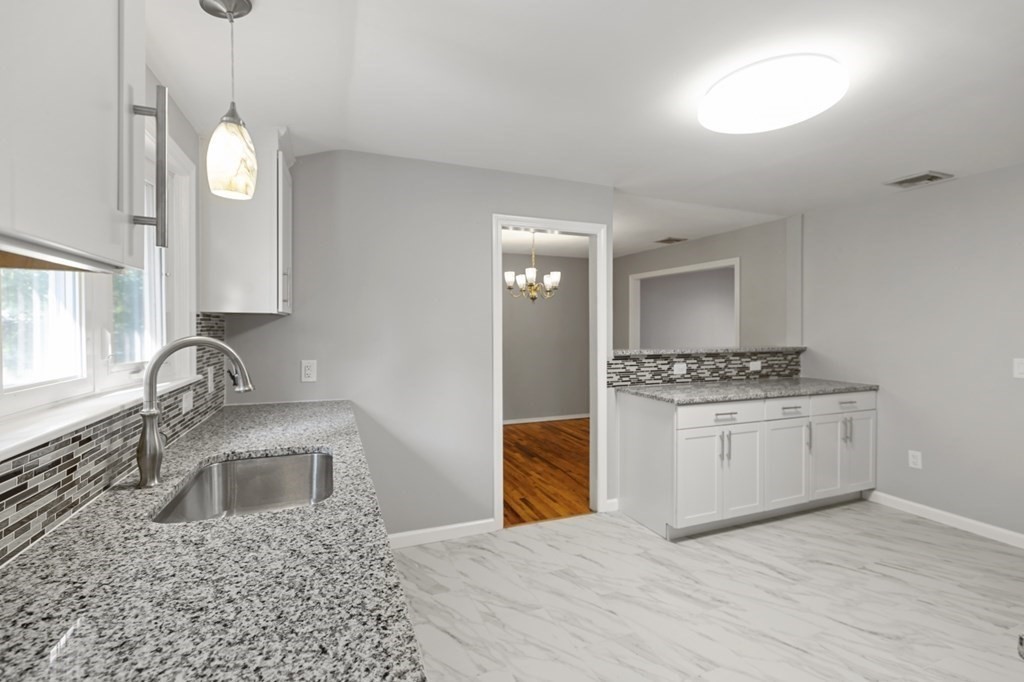 56 Dean Road Holliston, MA 01746 - Photo 8 of 37 Gallery Image 8