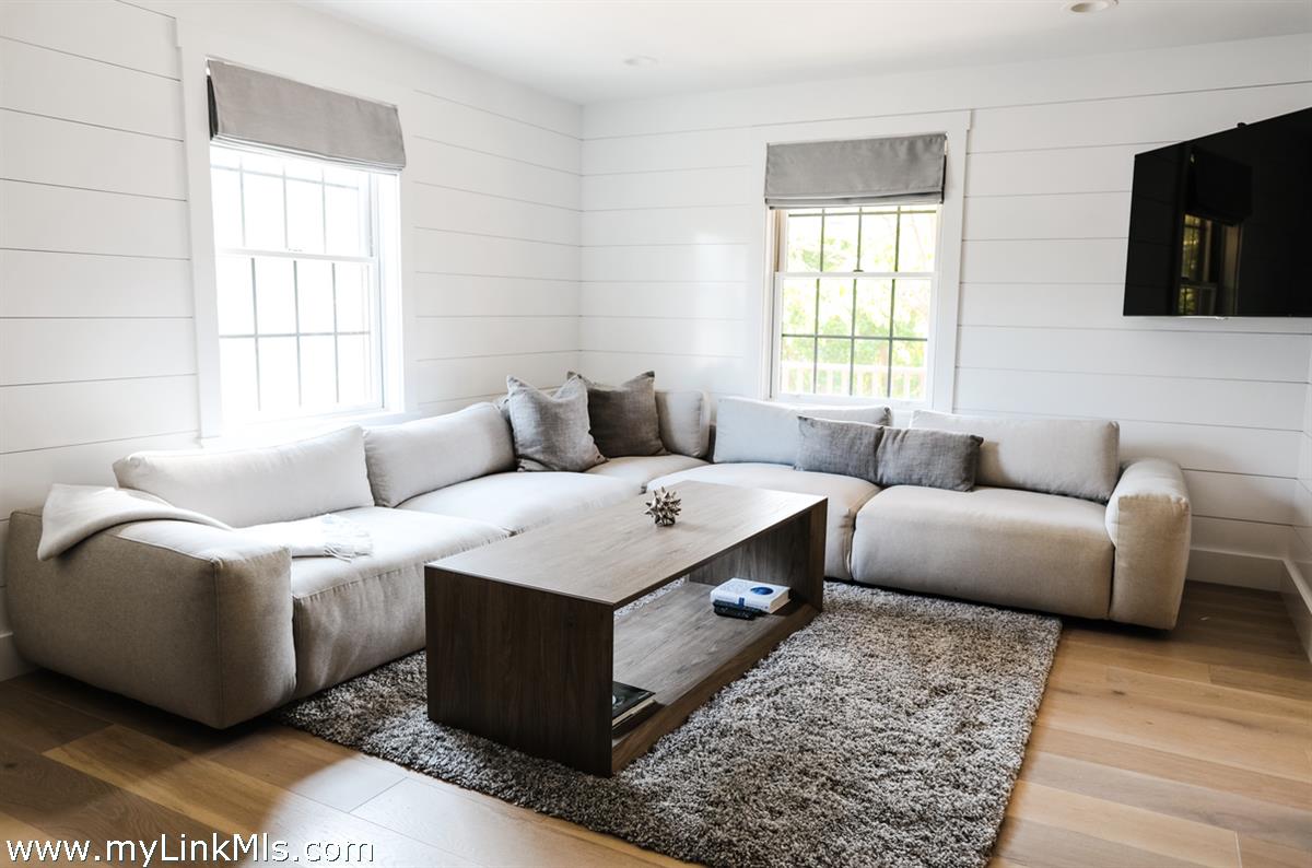 12 Appleton Road Nantucket, MA 02554 - Photo 11 of 28