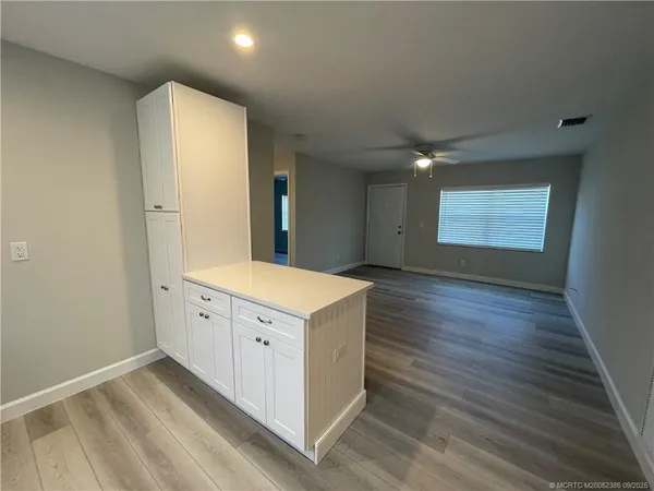 $1,625 | 661 Hernando Street, Unit 1, Fort Pierce, FL 34949