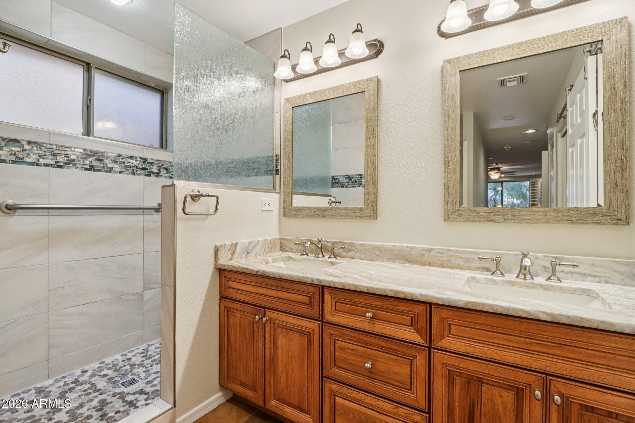 16081 Piccadilly Road Goodyear, AZ 85395 - Photo 20 of 47 31-web-or-mls-W Piccadilly Rd-S0201-031