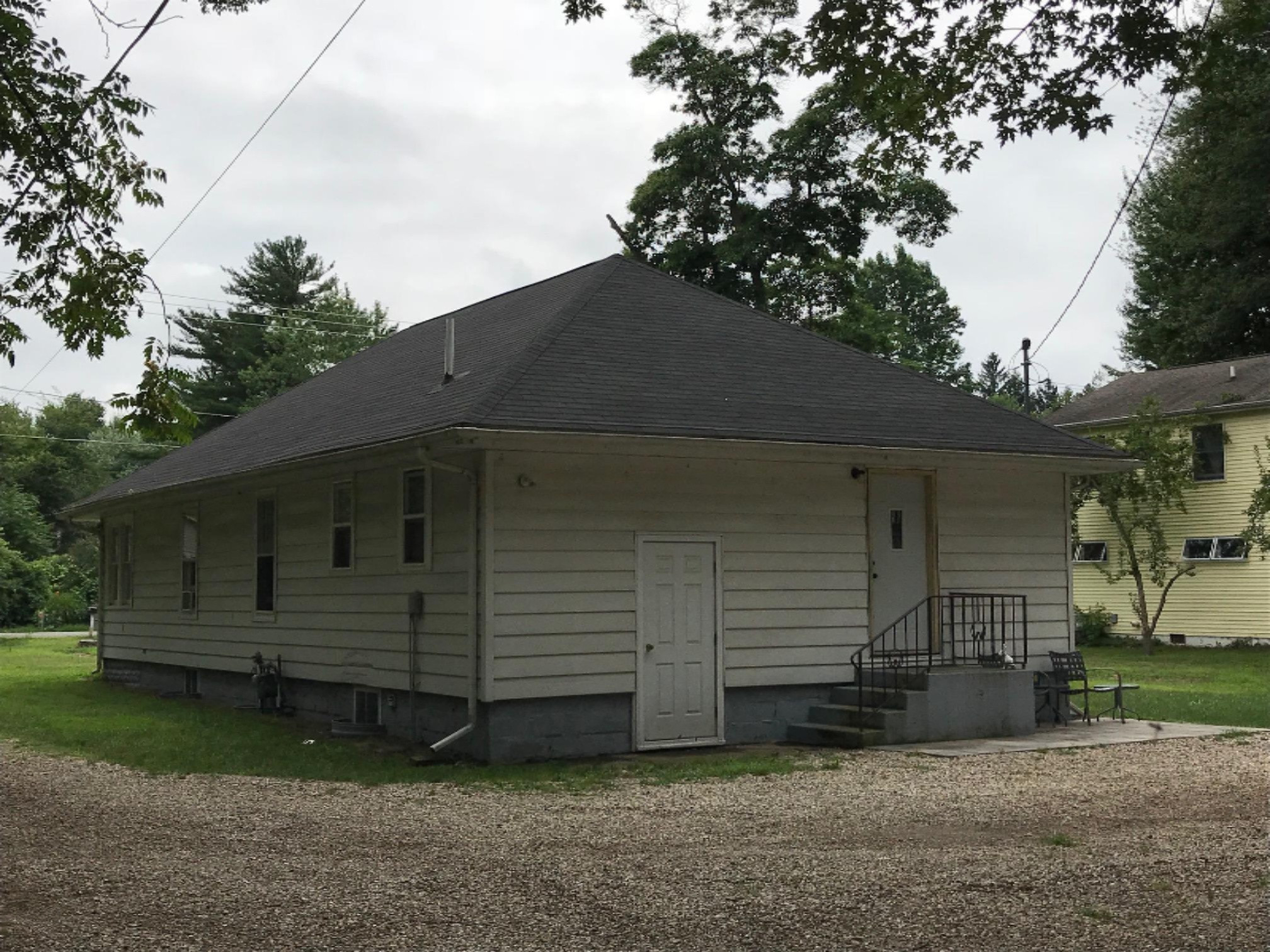 9763 Union Rd Union Union Pier, MI 49129 - Photo 3 of 12 Back of House
