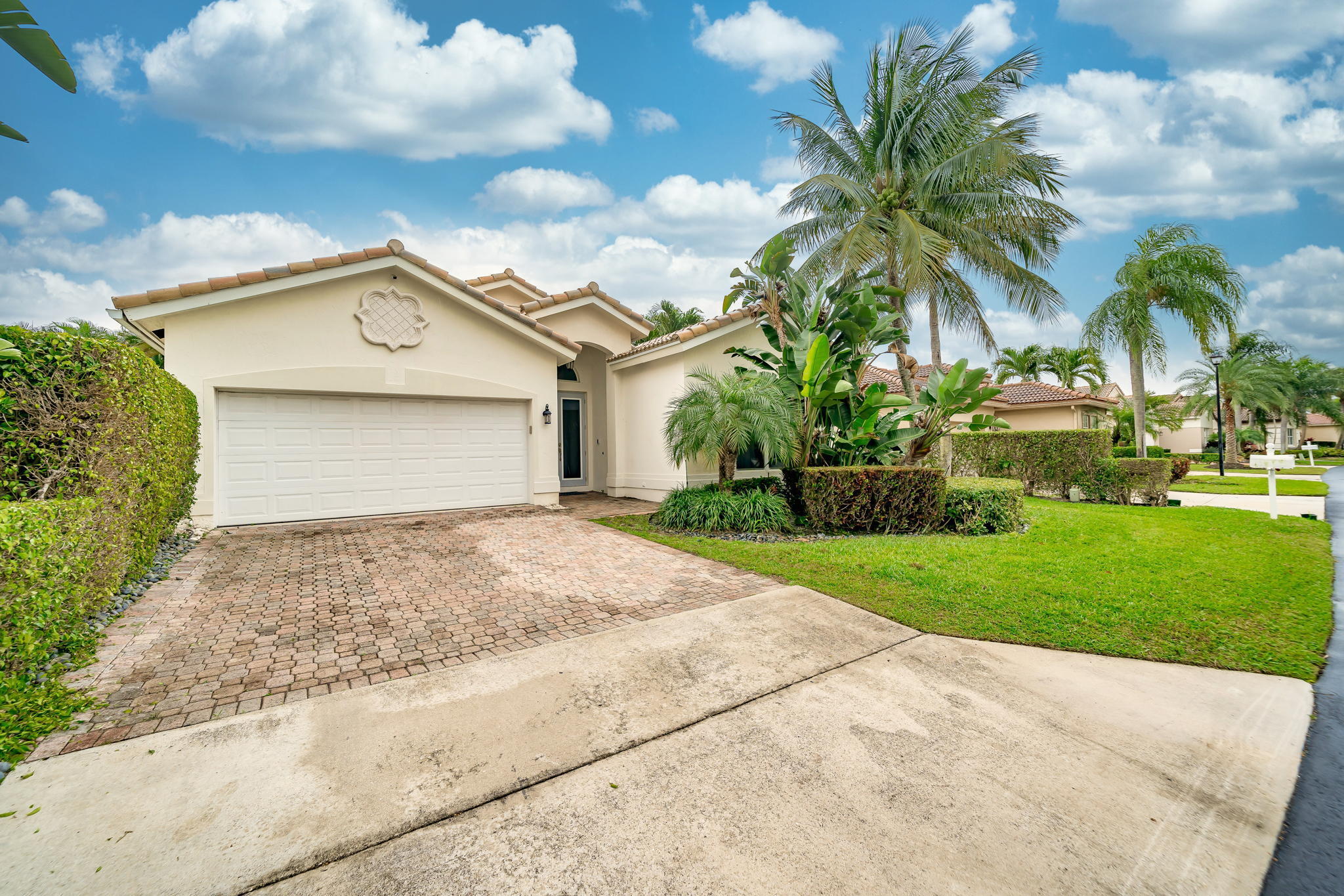 7130 Northwest Turtle Walk Boca Raton, FL 33487 - Photo 2 of 24 web_Exterior-10