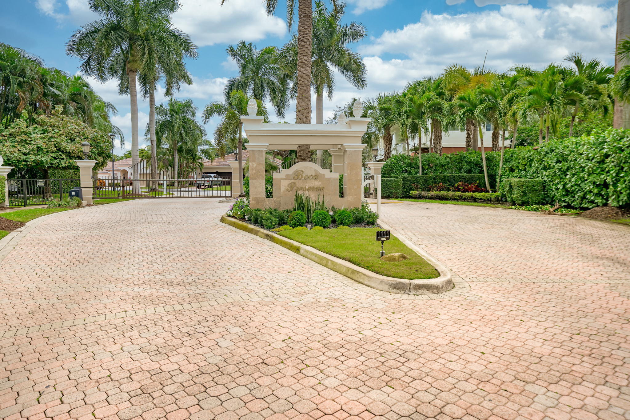 7130 Northwest Turtle Walk Boca Raton, FL 33487 - Photo 3 of 24 web_Exterior-14
