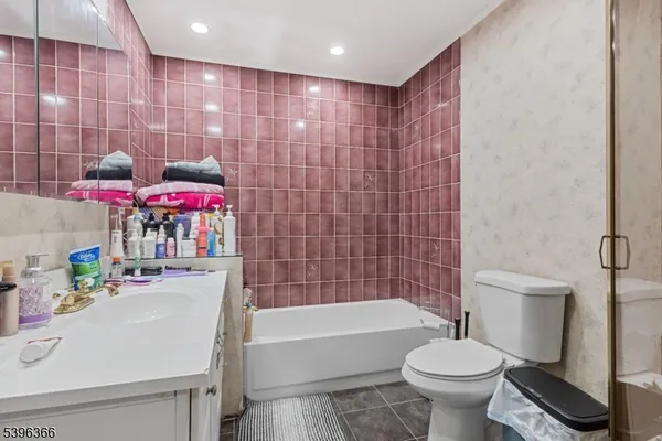 $1,199,000 | 69 Colonial Road, Wayne, NJ 07470