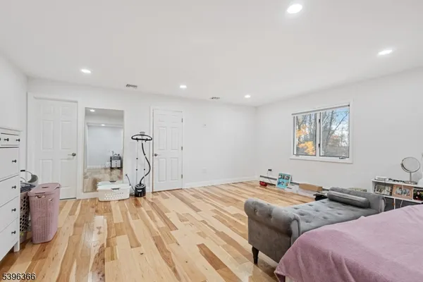 $1,199,000 | 69 Colonial Road, Wayne, NJ 07470