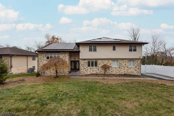 $1,199,000 | 69 Colonial Road, Wayne, NJ 07470