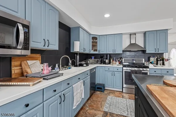 $1,199,000 | 69 Colonial Road, Wayne, NJ 07470