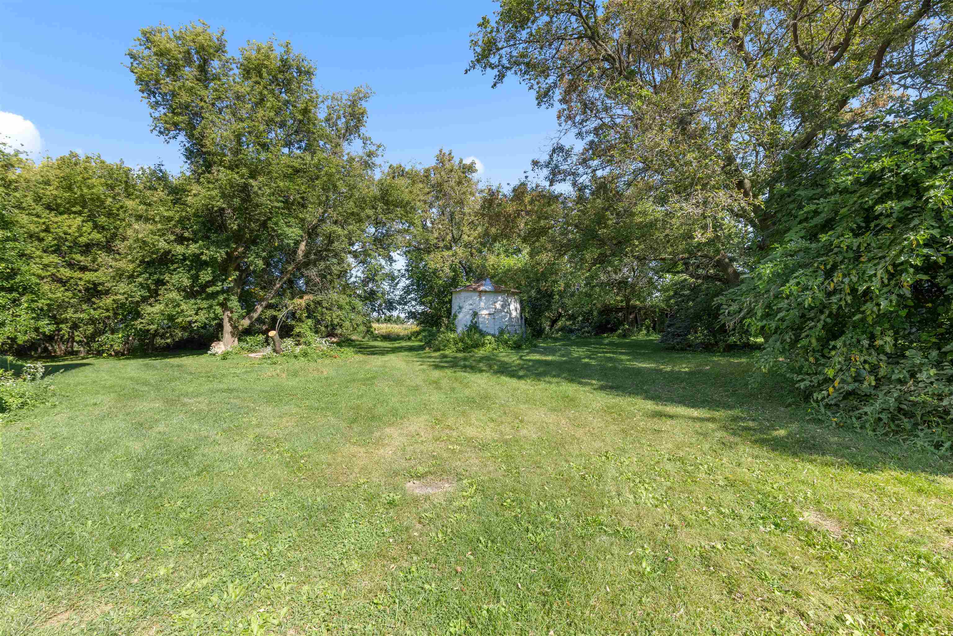 1610 South Turtle Town Hall Road Beloit, WI 53511 - Photo 20 of 51