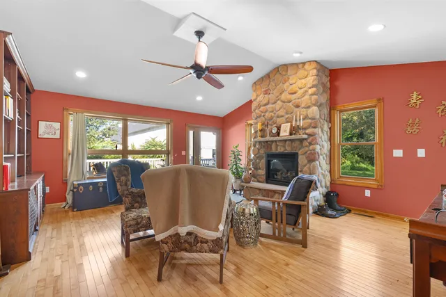 $1,473,999 | 1610 South Turtle Town Hall Road, Beloit, WI 53511