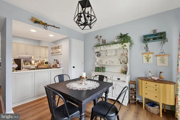 $315,000 | 202 East Chelsea Circle, Newtown Square, PA 19073