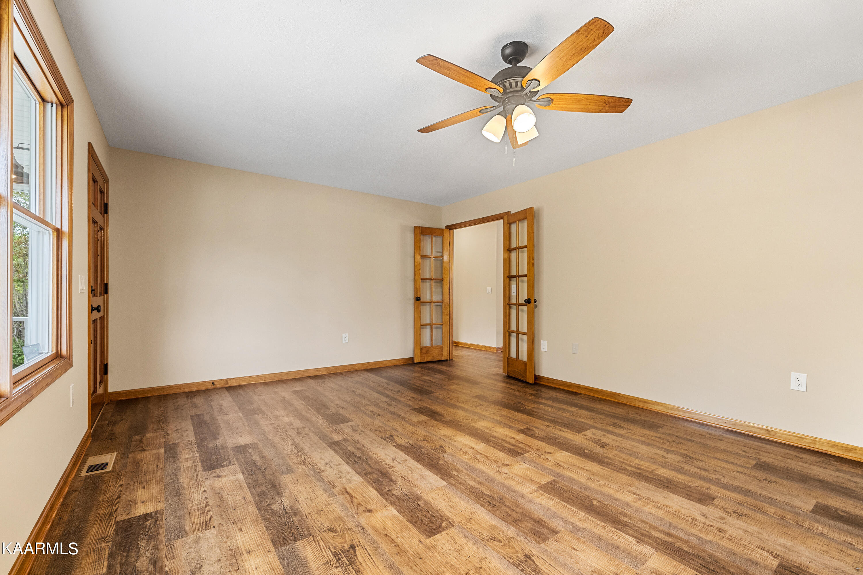 396 Demory Road La Follette, TN 37766 - Photo 9 of 34 Positive Perceptions-5