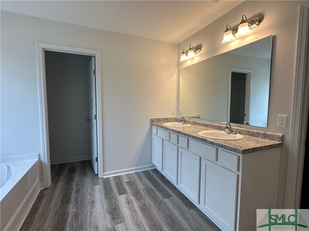 112 Renwick Loop Hinesville, GA 31313 - Photo 8 of 17