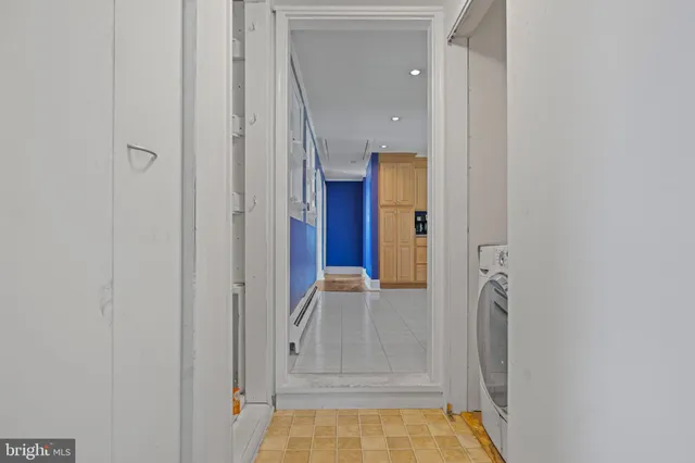 a view of bathroom with shower