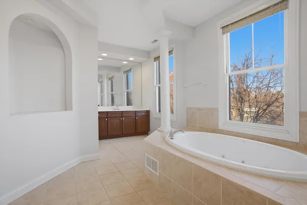 $6,000 | 1891 Admiral Court, Unit 79, Glenview, IL 60026