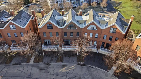 $6,000 | 1891 Admiral Court, Unit 79, Glenview, IL 60026