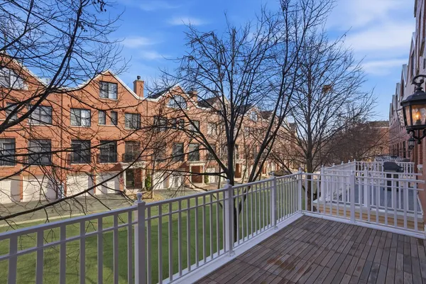 $6,000 | 1891 Admiral Court, Unit 79, Glenview, IL 60026