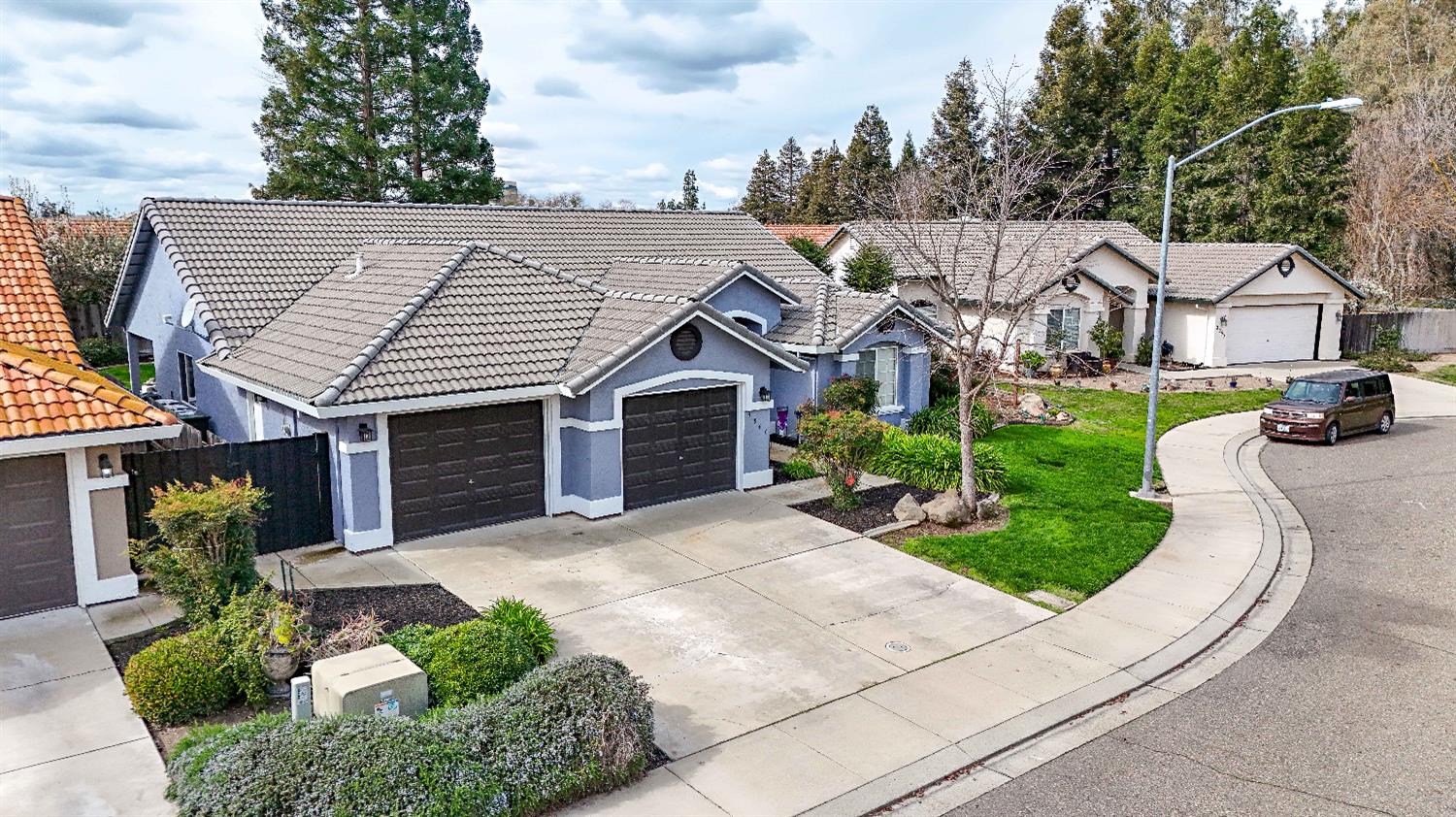 3947 Finch Court Merced, CA 95340 - Photo 3 of 74 Gallery Image 3