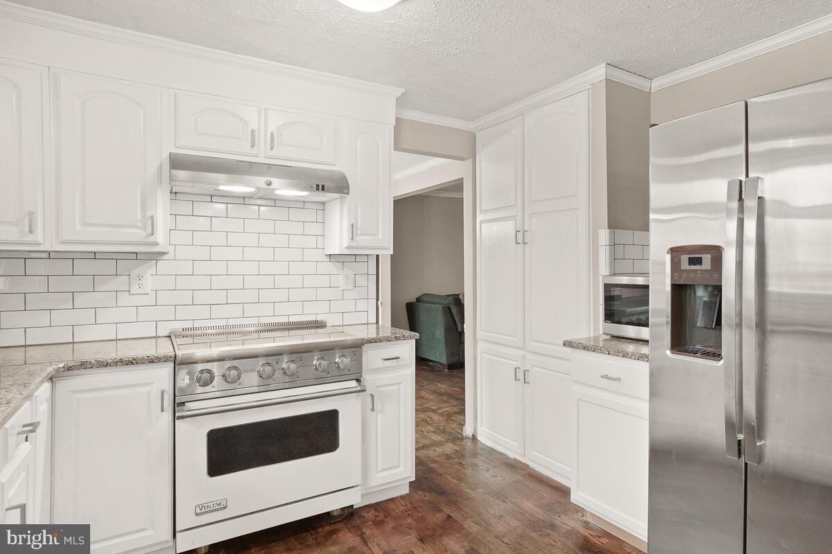 1859 Millstream Drive Frederick, MD 21702 - Photo 9 of 42