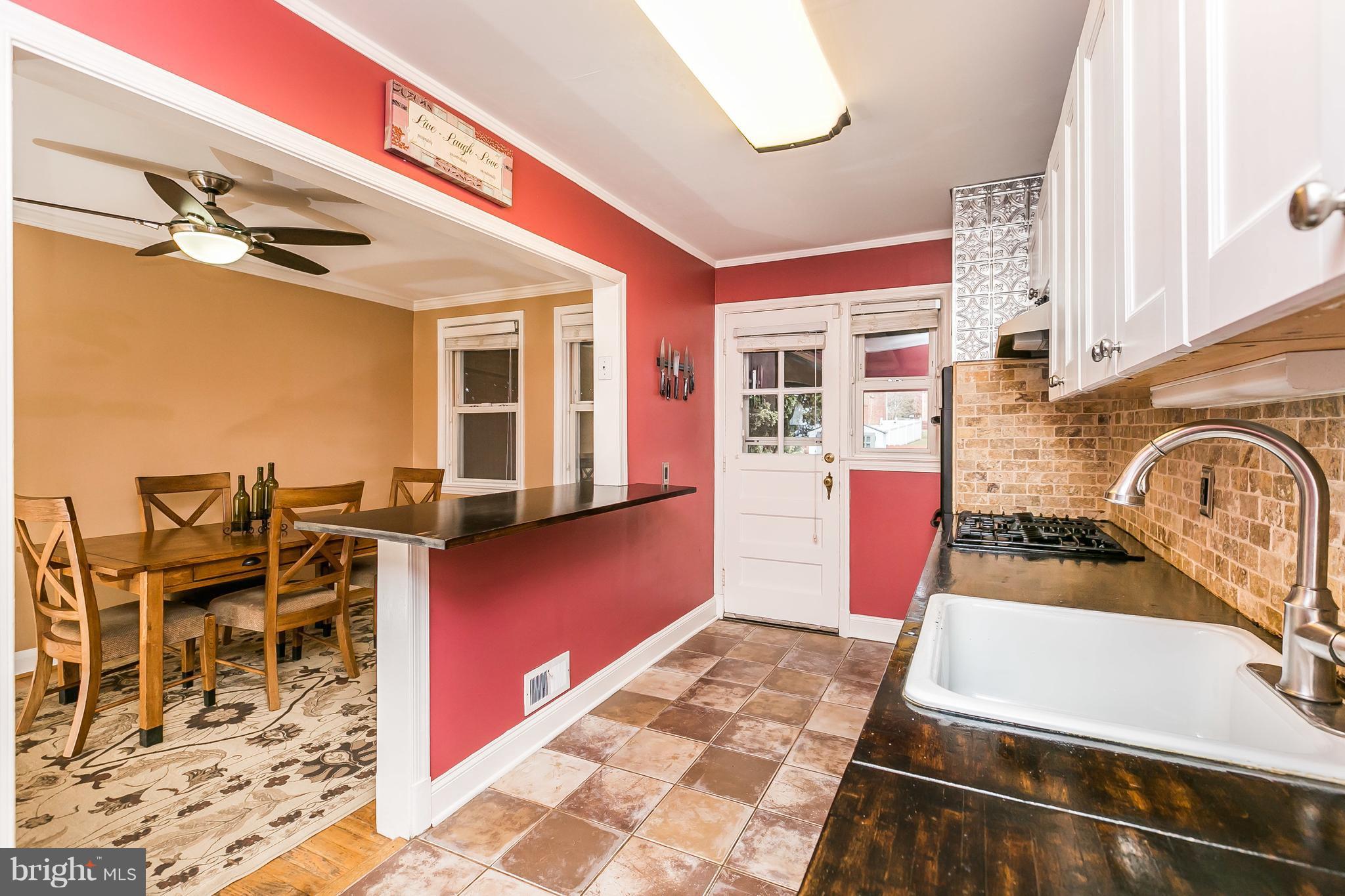 1614 Aberdeen Road Towson, MD 21286 - Photo 9 of 25 Kitchen