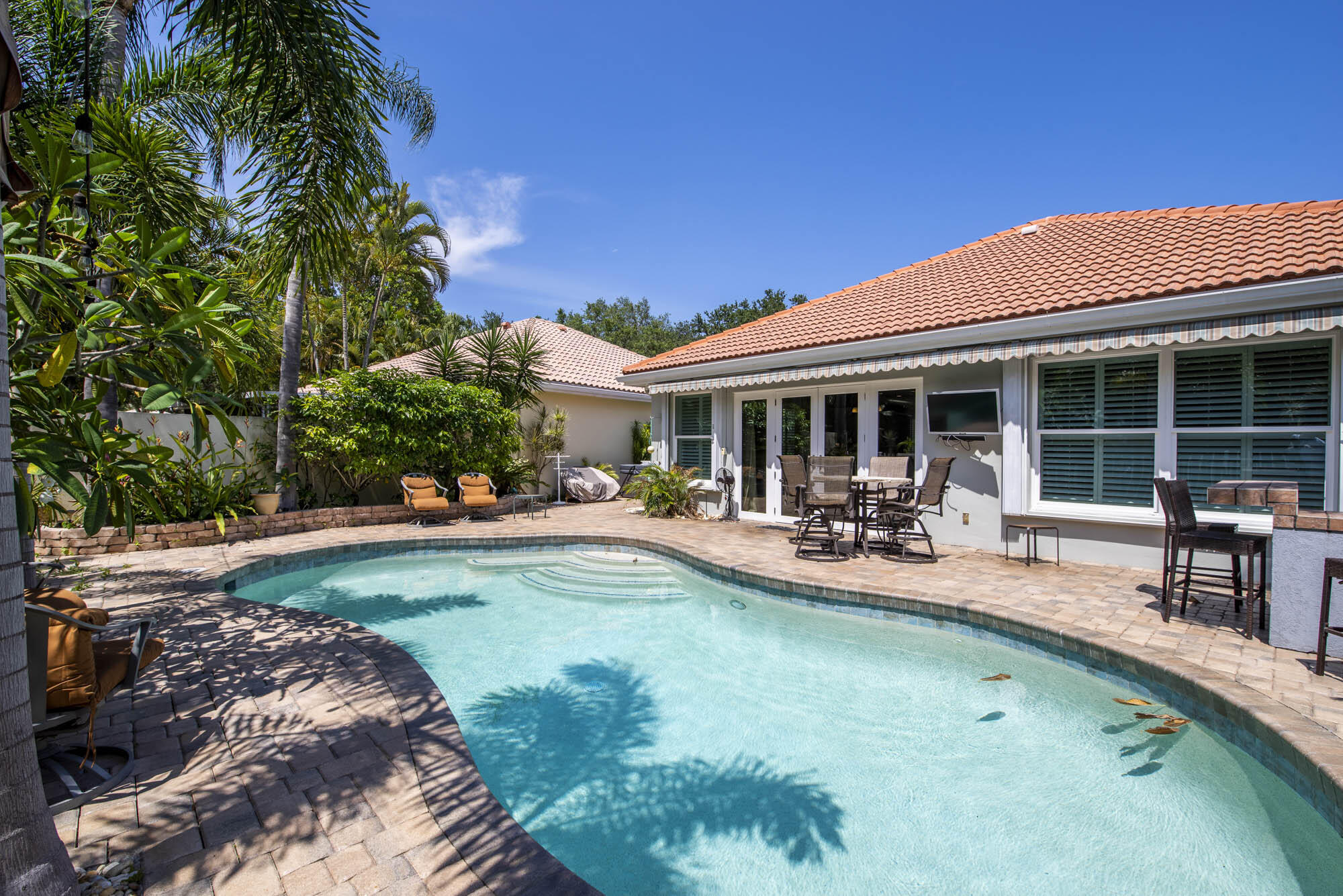 202 Hampton Circle Jupiter, FL 33458 - Photo 24 of 29 024