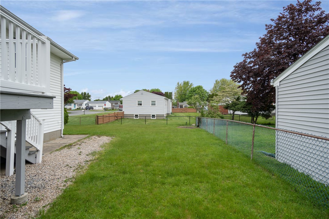 4 Weetamoe Road Middletown, RI 02842 - Photo 24 of 27