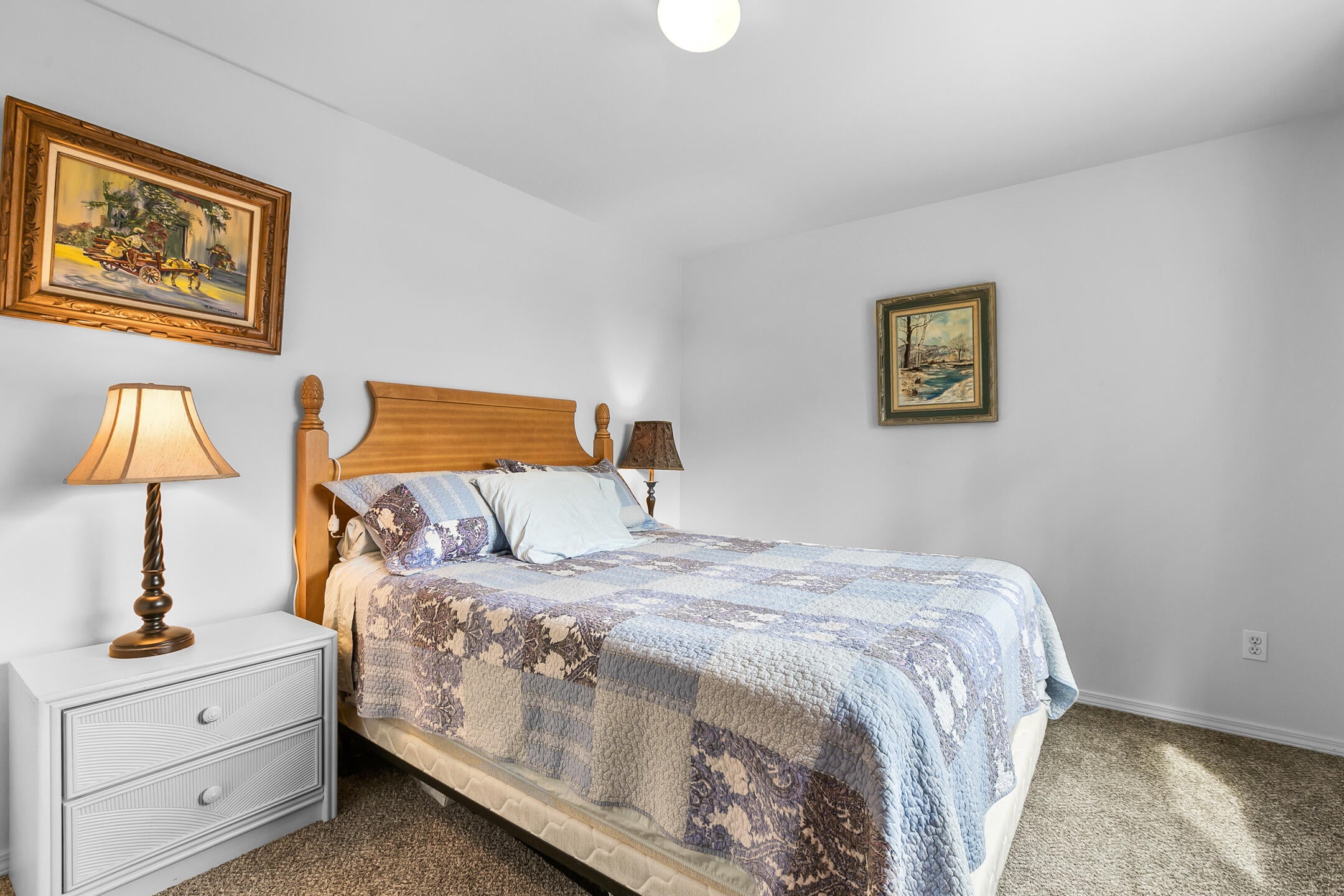 605 Center Ridge Drive Culver, OR 97734 - Photo 17 of 21 Guest/2nd Bedroom