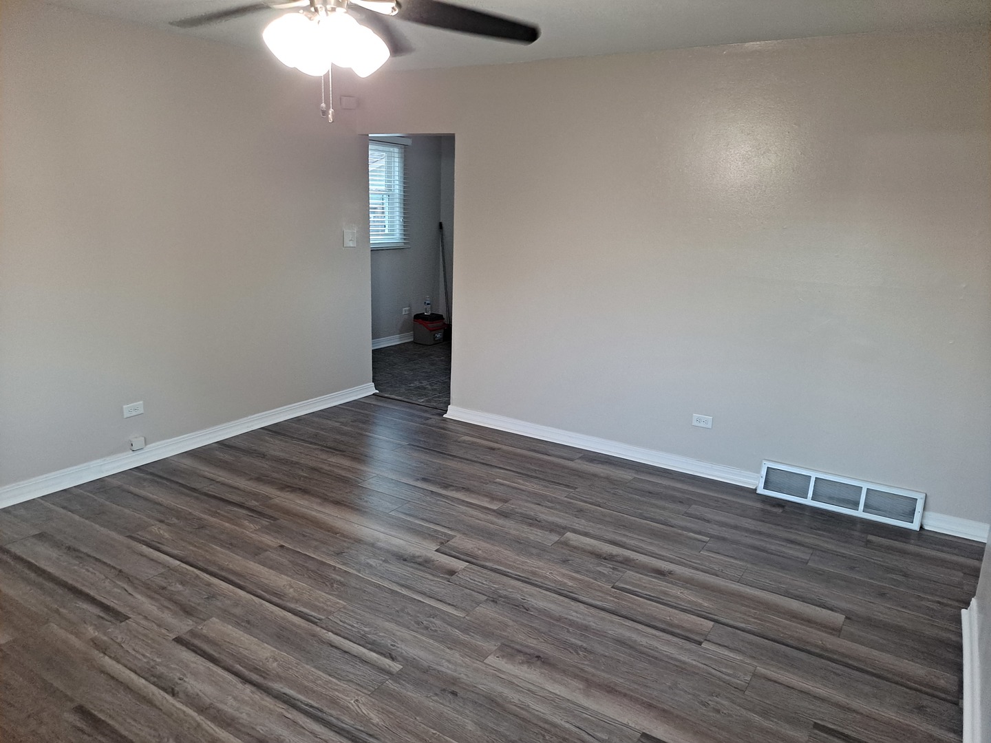 2820 Navaho Road Waukegan, IL 60087 - Photo 5 of 28