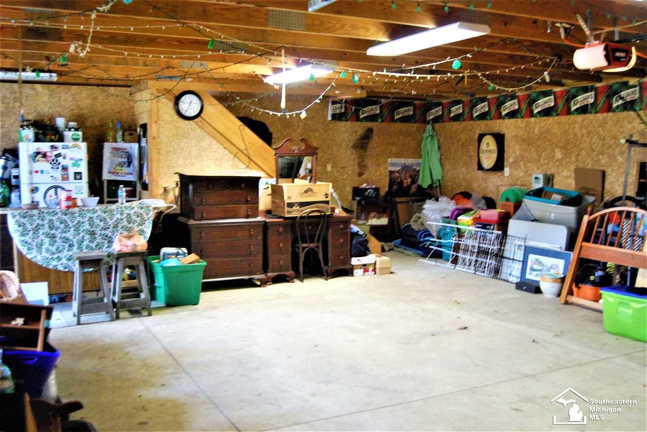 4507 Goddard Road Newport, MI 48166 - Photo 30 of 37 31368419-29.JPG