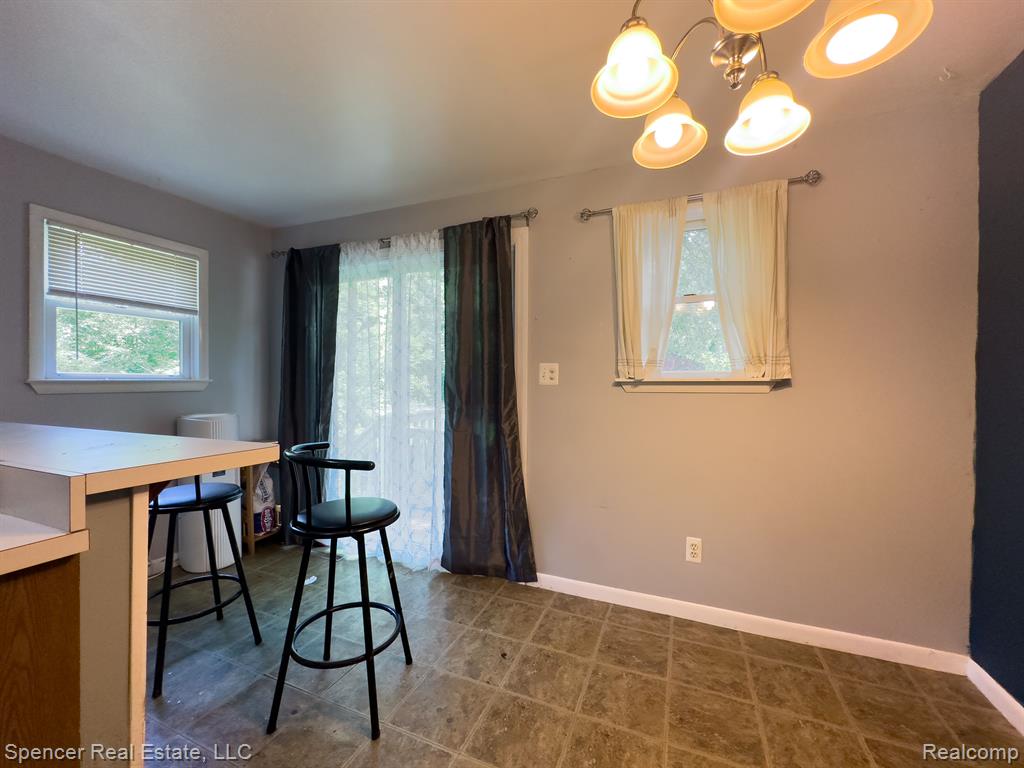 518 Alfred Road Ortonville, MI 48462 - Photo 6 of 13