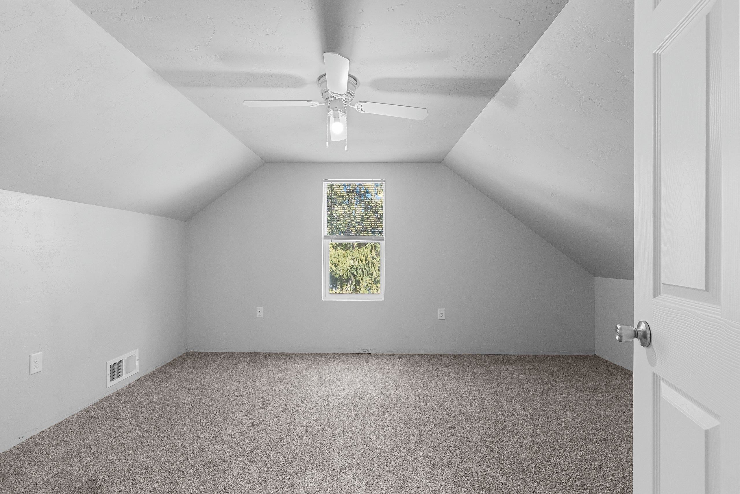 219 Front Street Pulaski, WI 54162 - Photo 28 of 43