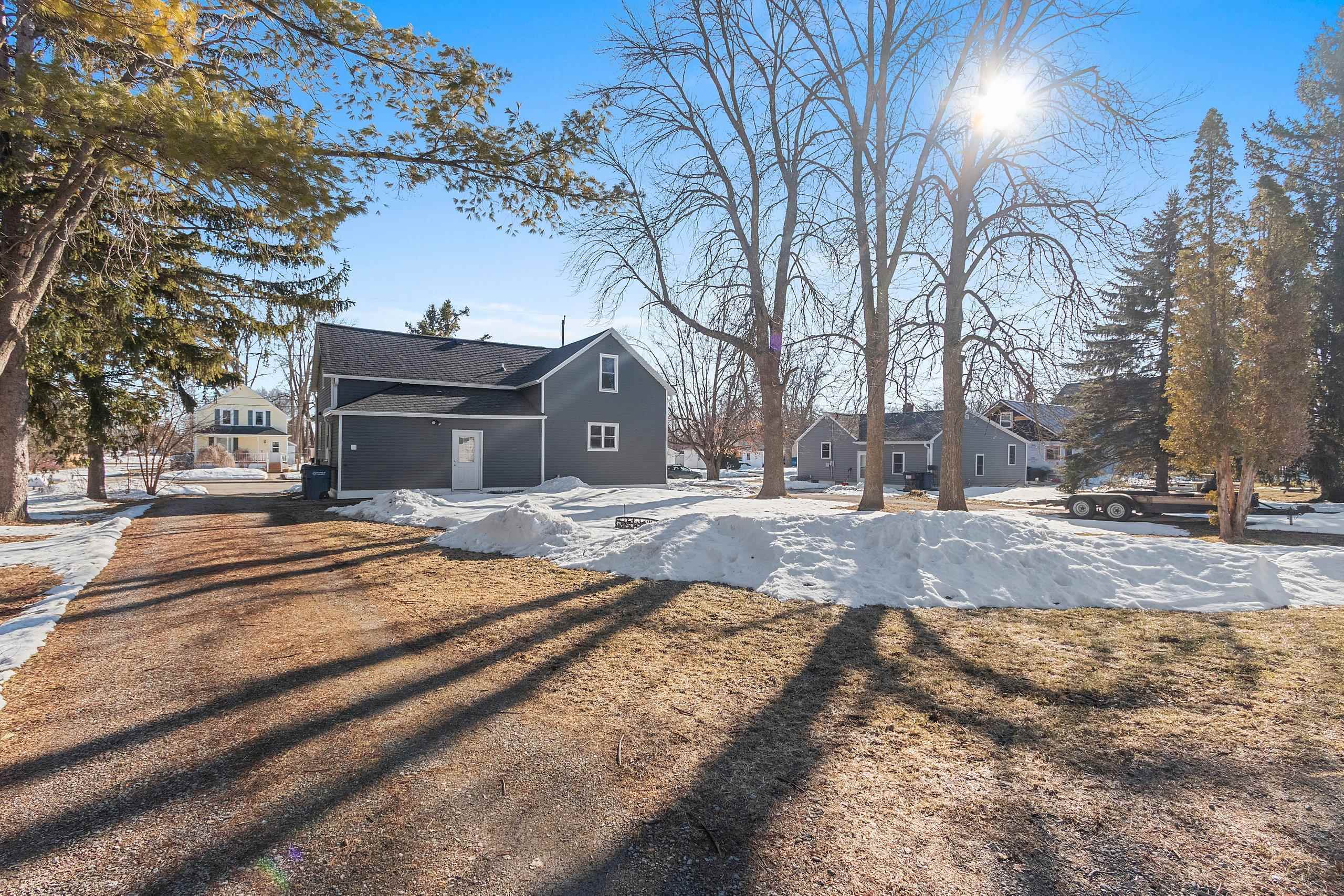 219 Front Street Pulaski, WI 54162 - Photo 39 of 43