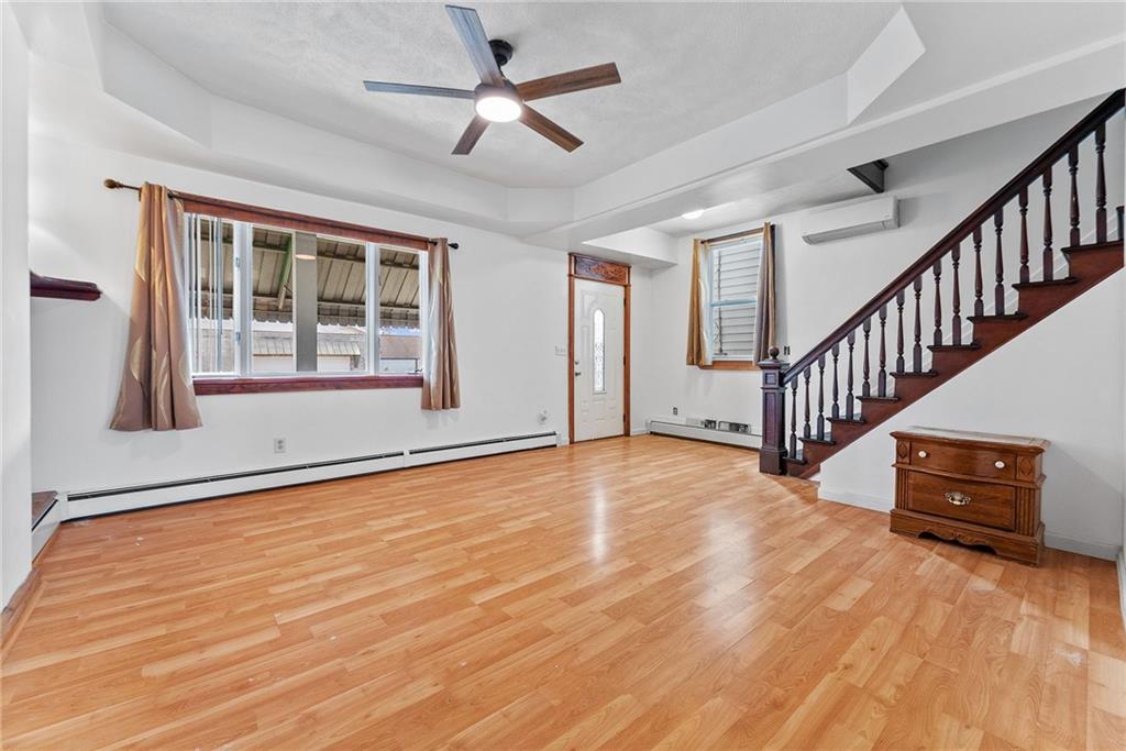 416 Jefferson Street Rochester, PA 15074 - Photo 4 of 43