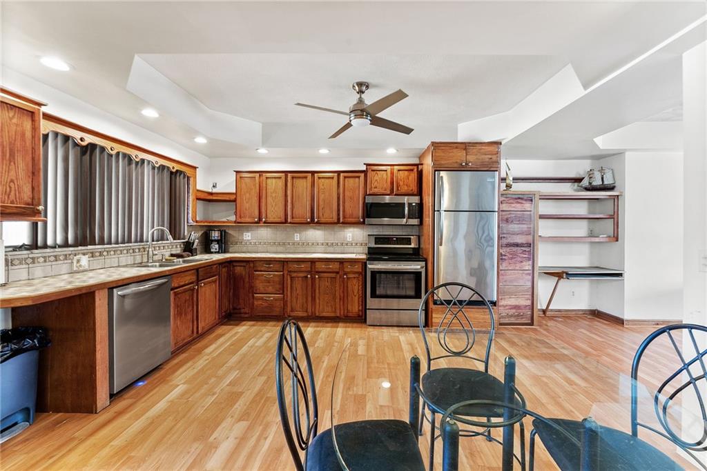 416 Jefferson Street Rochester, PA 15074 - Photo 8 of 43