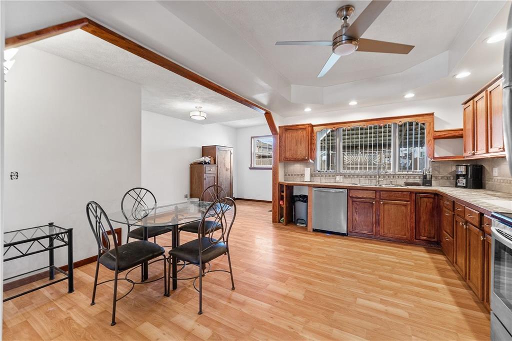 416 Jefferson Street Rochester, PA 15074 - Photo 10 of 43