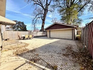 $419,000 | 10353 South Spaulding Avenue, Chicago, IL 60655