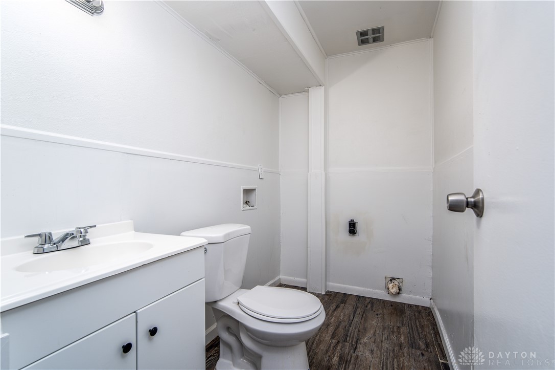 4149 Klepinger Road Dayton, OH 45416 - Photo 8 of 18 Gallery Image 8