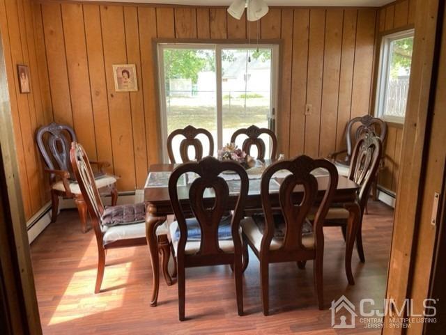 10 Colton Road Edison, NJ 08817 - Photo 8 of 17 a view of a dining room with furniture and window